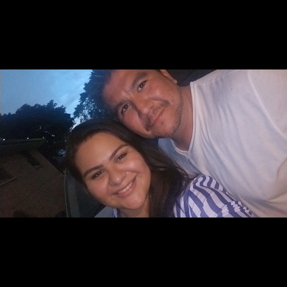 Hi welcome to my closet 💁🏻‍♀️ - Picture 2 of 5